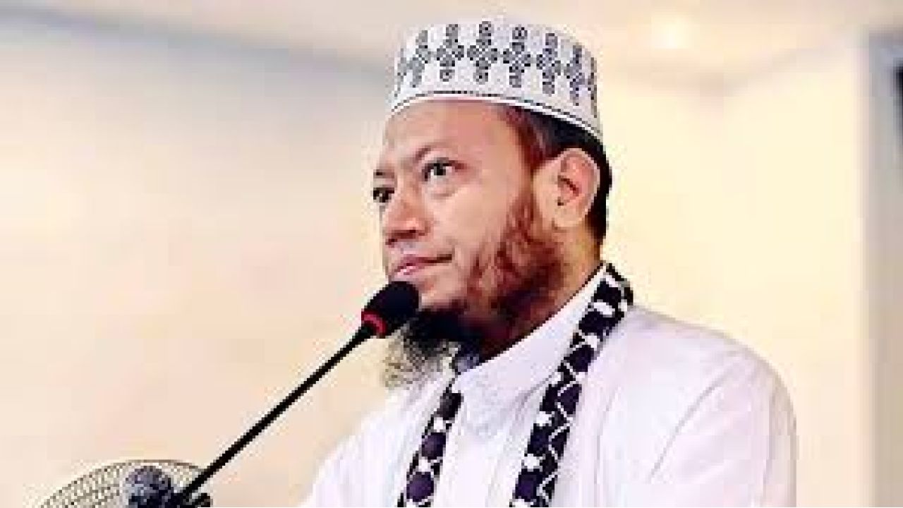 বিদ্যুৎ ও জ্বালানিমন্ত্রীকে ‘নাস্তিক ও ইসলামবিদ্বেষী’ বললেন আমির হামজা