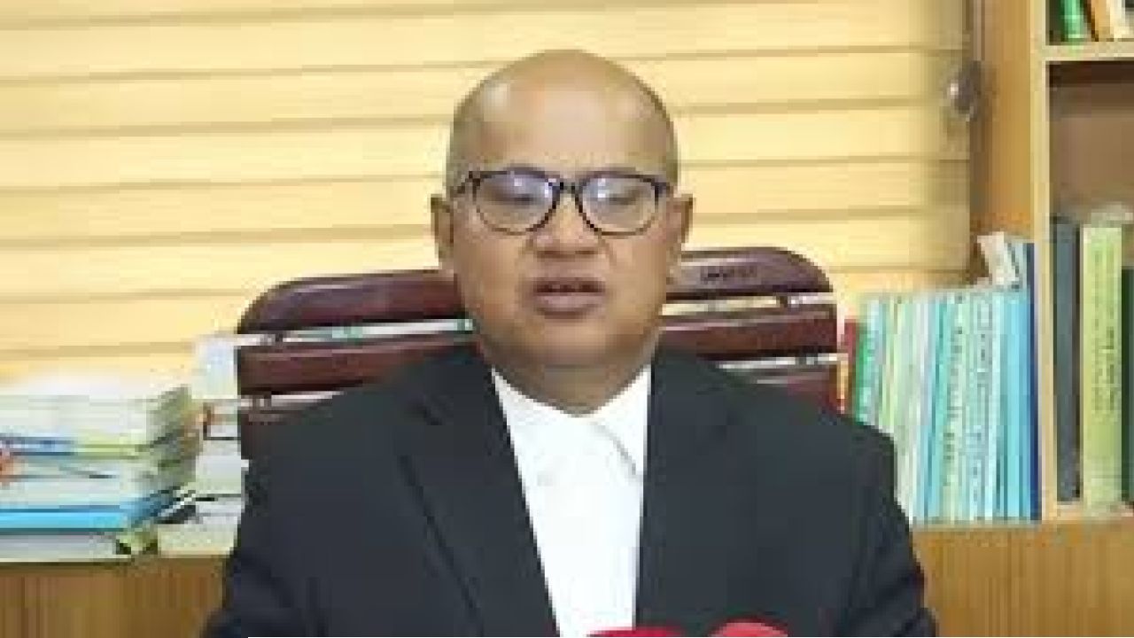 তিন মামলায় আগাম জামিন চাইলেন সাবেক অ্যাটর্নি জেনারেল আমিন উদ্দিন