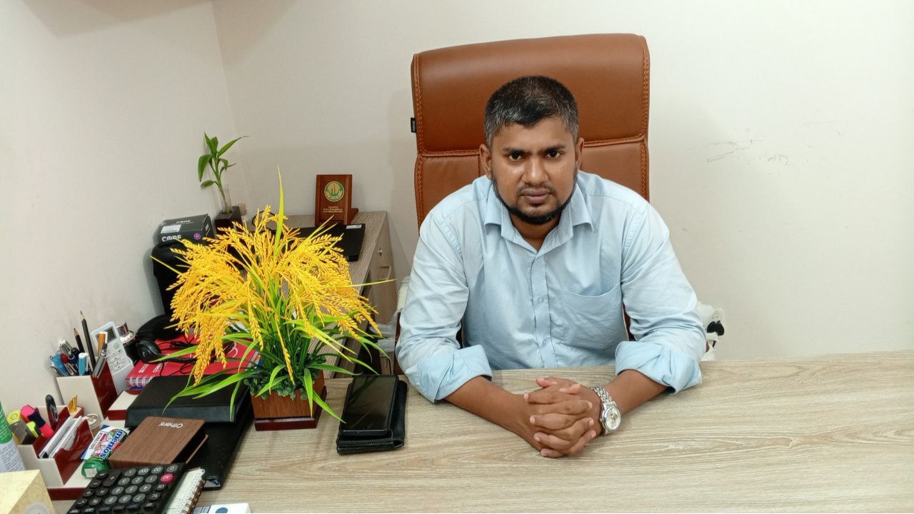 ঢাকা ১১ নম্বর ওয়ার্ডে কাউন্সিলর দৌড়ে আলোচনায় উমর ফারুক