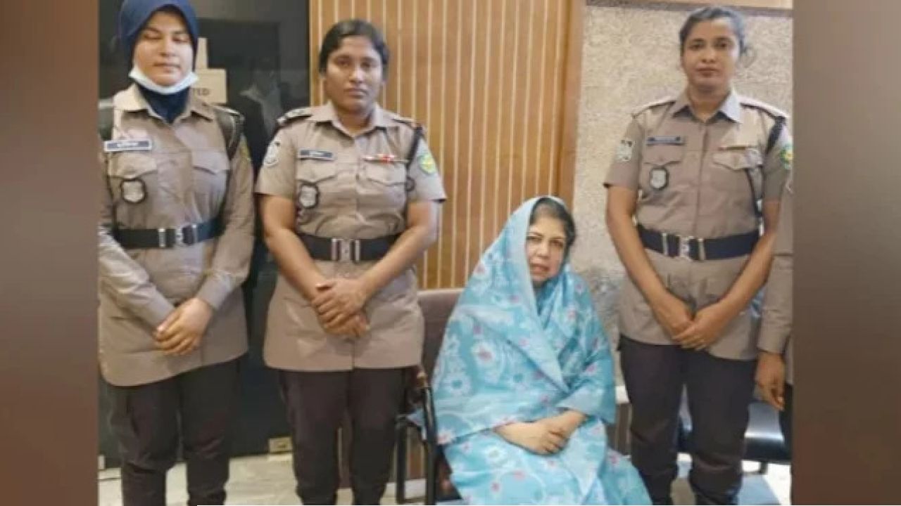 ডিবি হেফাজতে সাবেক স্পিকার শিরীন শারমিন