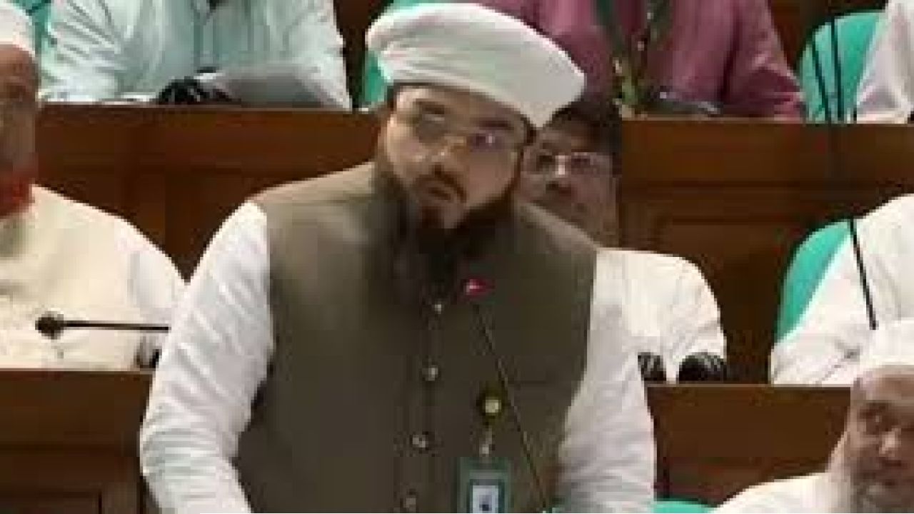 মহানবীকে কটূক্তিকারীদের জন্য মৃত্যুদণ্ডের আইন দাবি