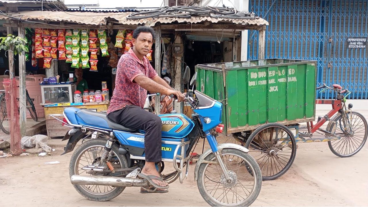 পেট্রোল ছাড়াই ছুটছে মোটরসাইকেল, ঠাকুরগাঁওয়ে ব্যতিক্রমী উদ্ভাবন