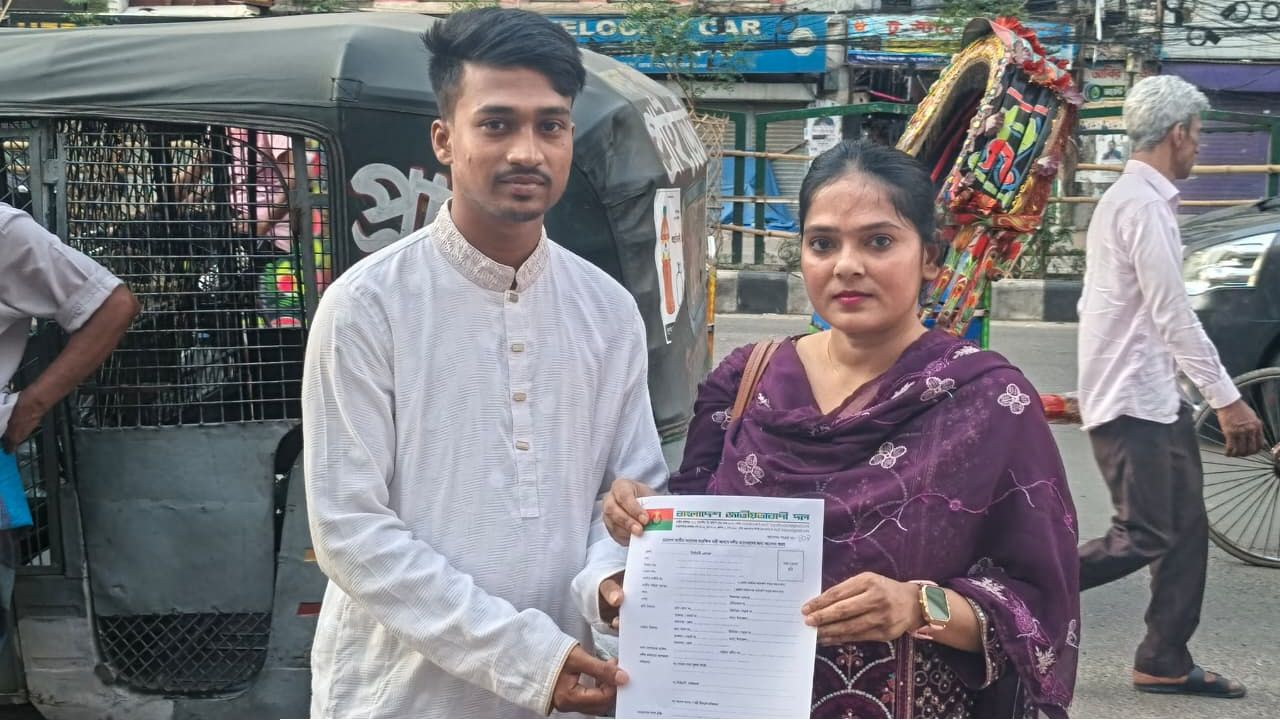 “আপনি ভেঙে পড়লে আমরাও ভেঙে পড়ি”—আরিয়ান জুয়েলের পোস্ট ঘিরে আলোচনা