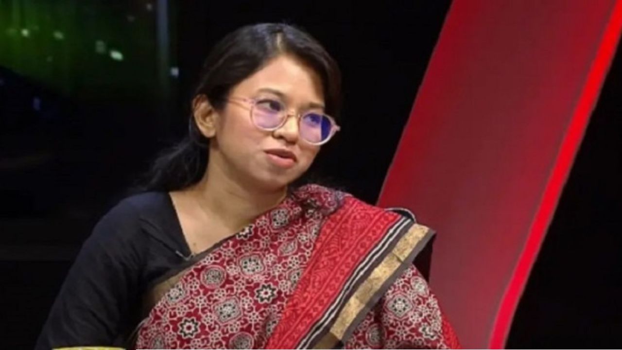 মনিরা শারমিনের মনোনয়নপত্র স্থগিত করল নির্বাচন কমিশন