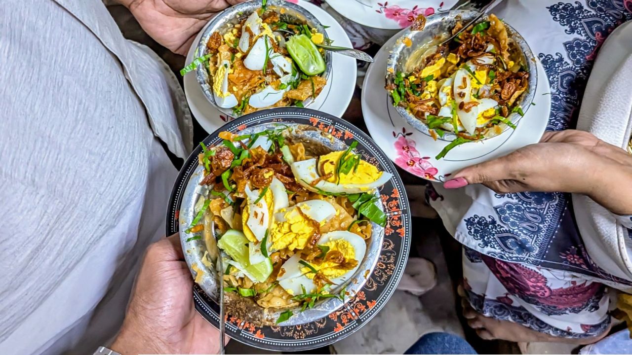 রাস্তার চটপটিতে কোটি কোটি মলমূত্রের ব্যাকটেরিয়া—নীরব স্বাস্থ্যঝুঁকিতে নগরবাসী