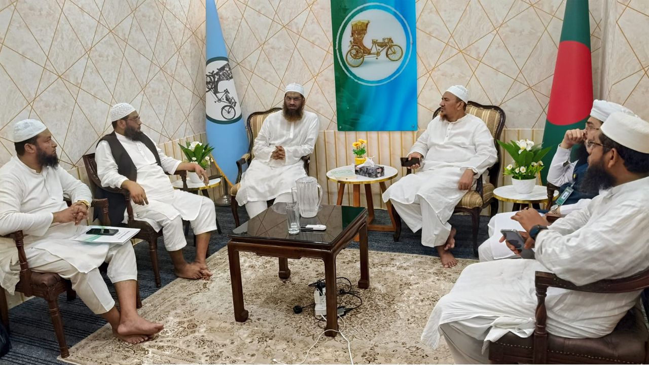 গণভোটের রায় বাস্তবায়নে মাঠে নামছে খেলাফত মজলিস