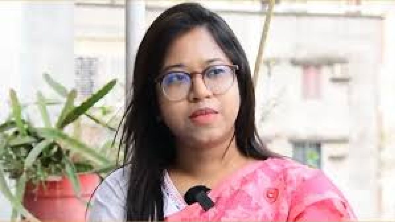 মনিরা শারমিনের মনোনয়ন বাতিল নিয়ে হাইকোর্টের রুল
