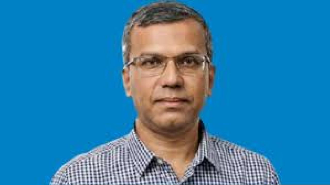 গভর্নরের দাবি: ব্যাংকের ৫ লাখ কোটি টাকা চুরি হয়ে গেছে