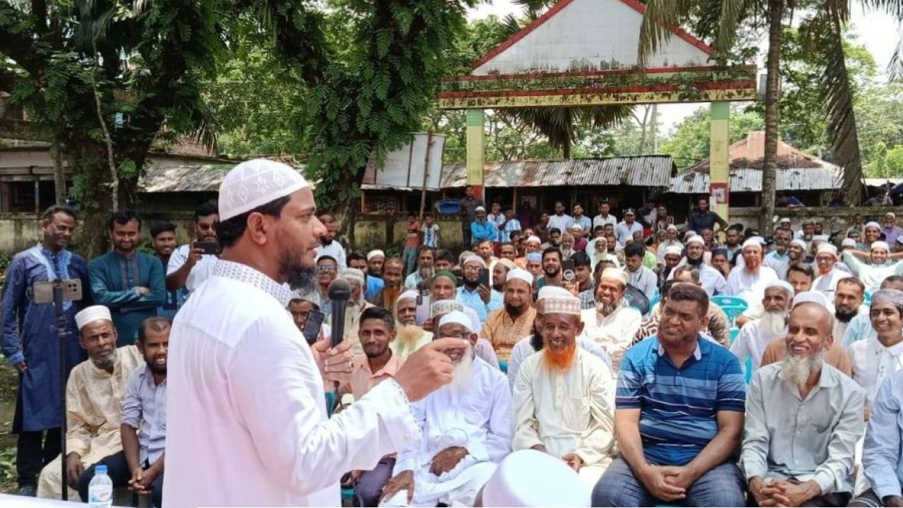 ‘উল্টাপাল্টা কথা বইলা মটকা গরম করবেন না’—জামায়াত এমপি মাসুদ