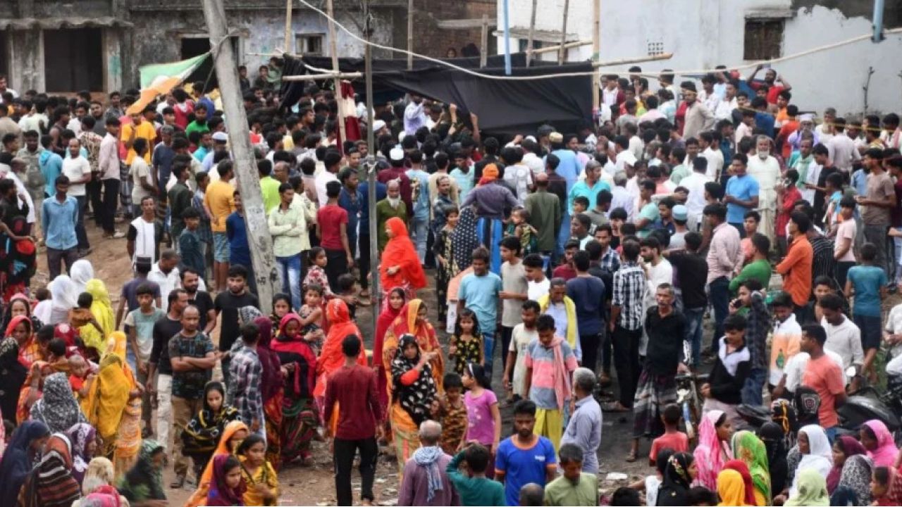 মুখে দাড়ি থাকায় ‘জয় শ্রী রাম’ স্লোগান দিতে বাধ্য করার অভিযোগ, ভারতে মুসলিম ফেরিওয়ালাকে কুপিয়ে হত্যা