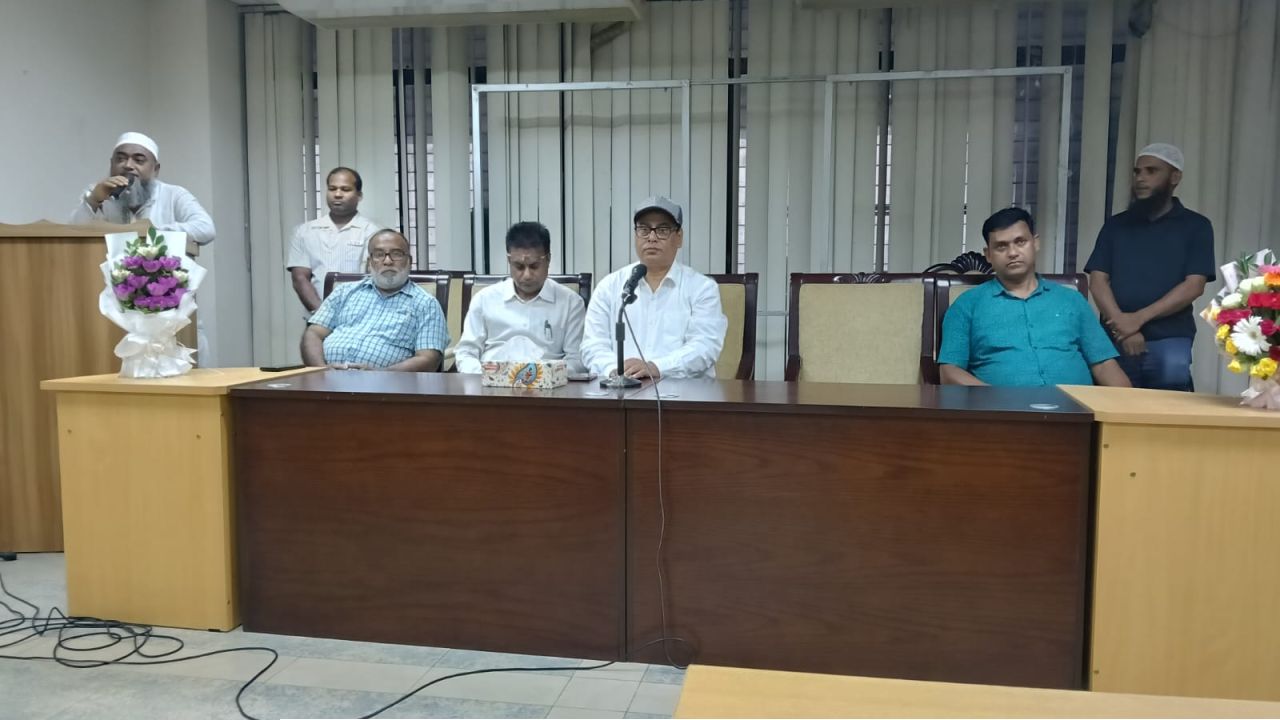 দীর্ঘ ২০ বছর পর সমবায় ভবনে চতুর্থ শ্রেণি কর্মচারীদের স্থায়ী অফিস কক্ষের উদ্বোধন